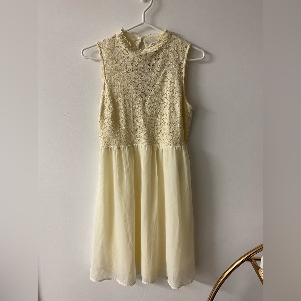 Gorgeous Lace Vero Moda Dress - Brand New with Tags